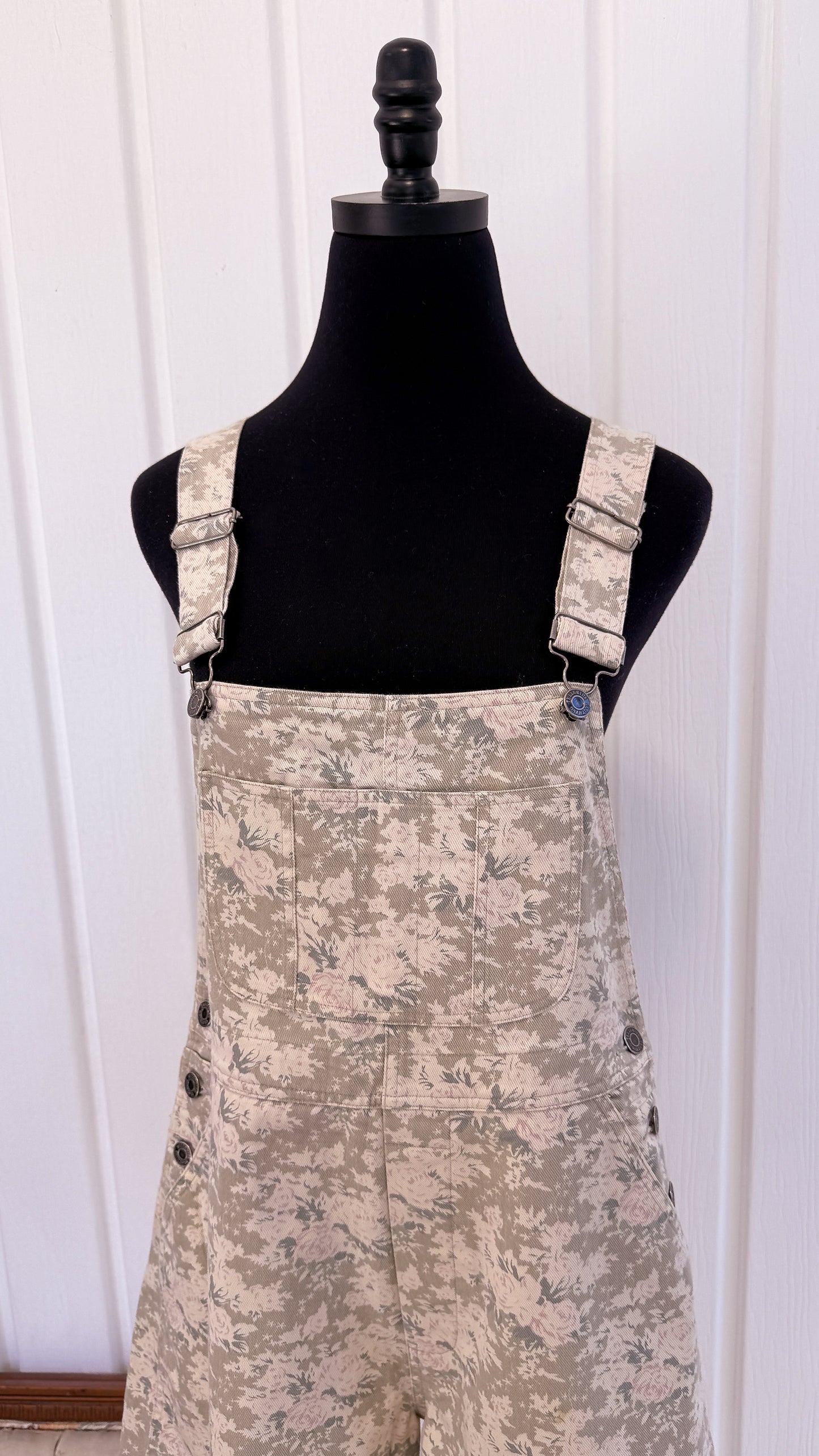 Salopette shorts en jeans fleuris- small