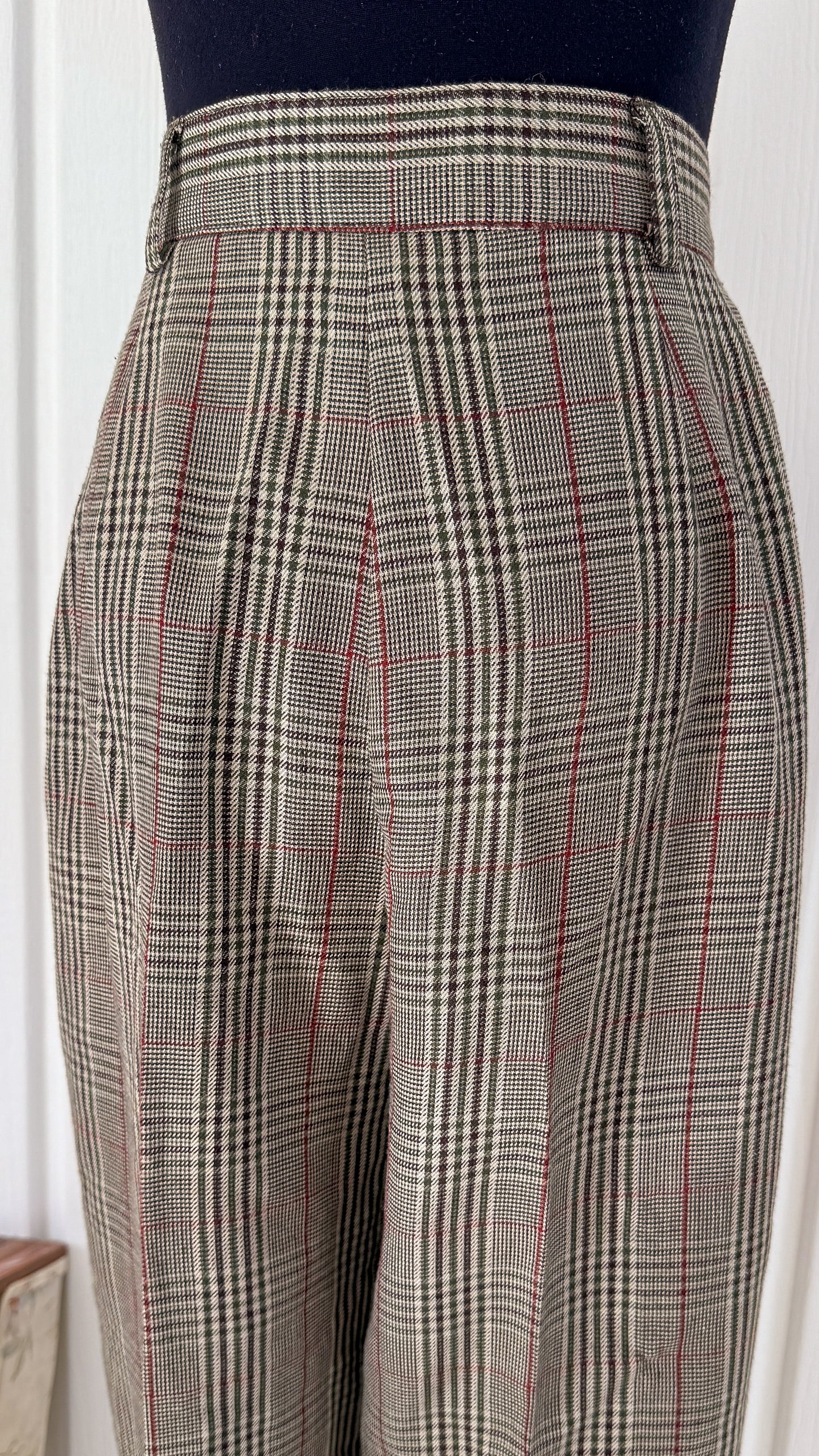 Pantalons beige carreauté rouge et vert- small