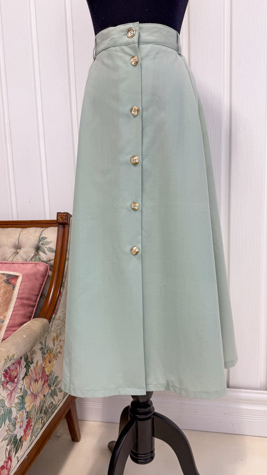 Mint green button-up skirt - plus size