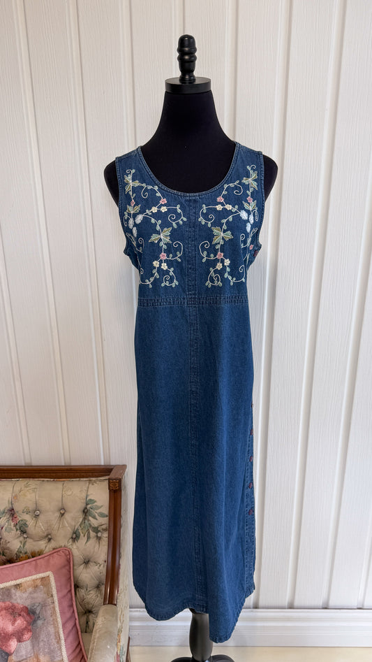Robe en jeans brodée fleurie- large