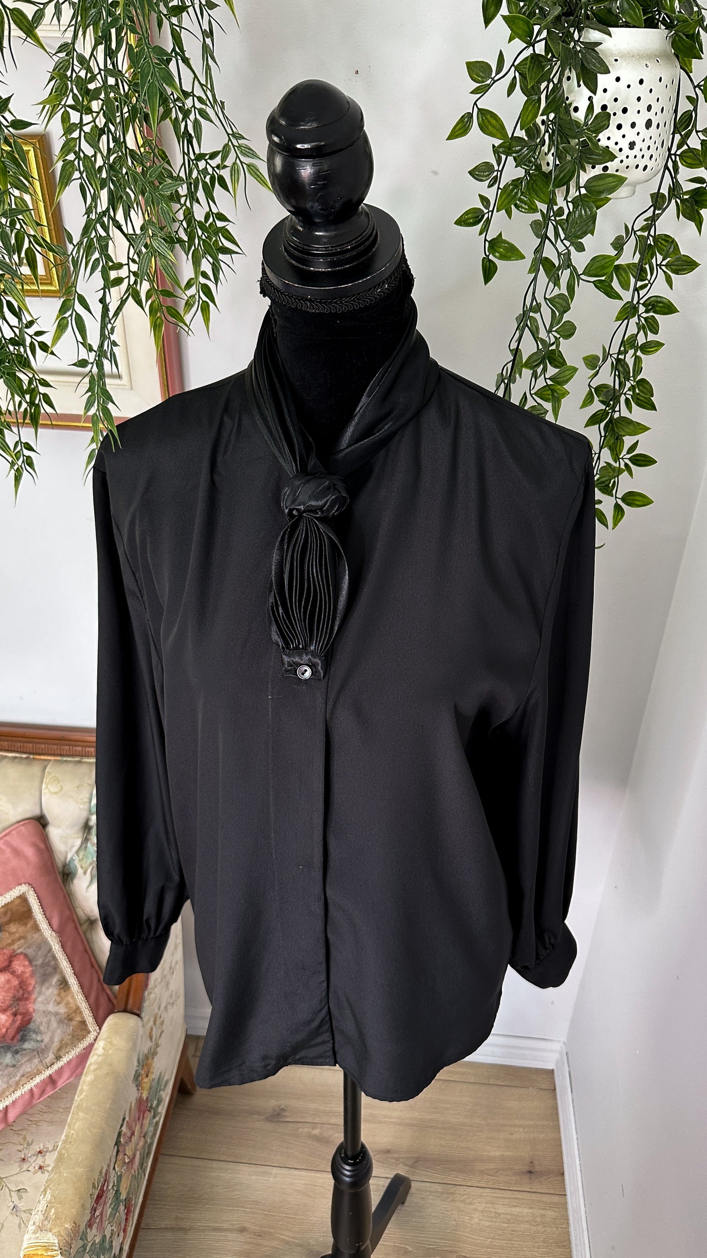 Black blouse with bow at the collar - large