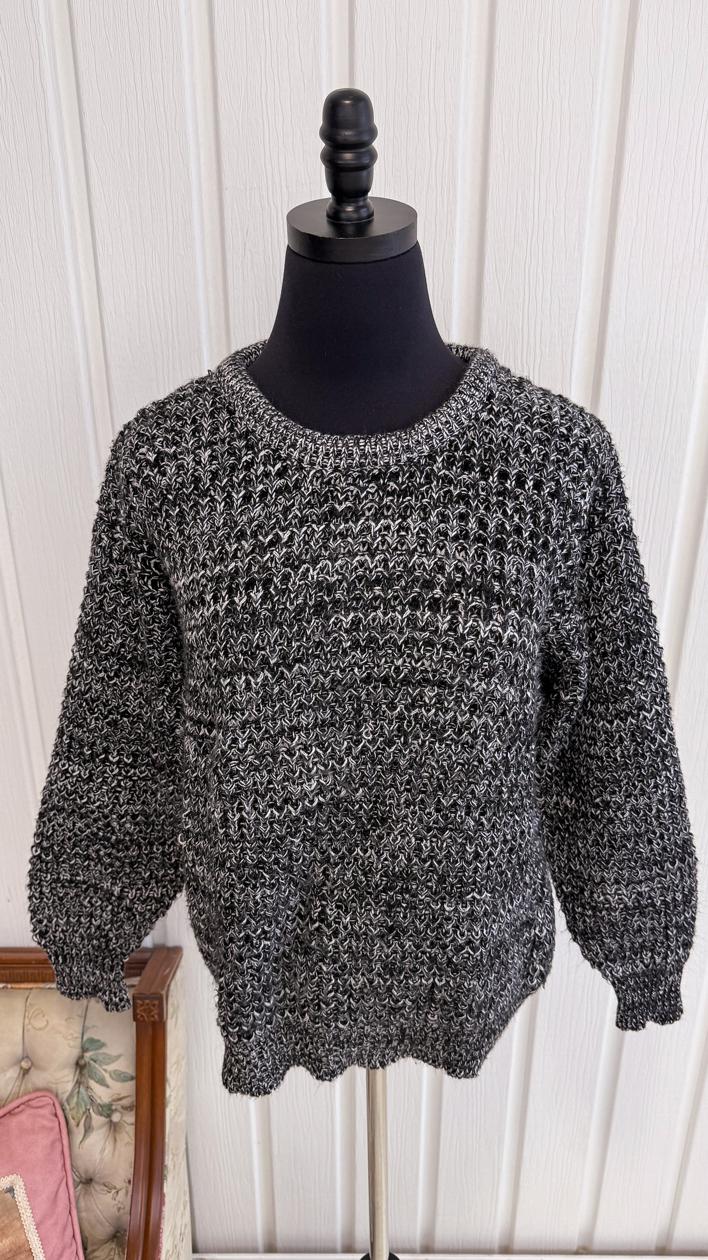 Black and white knitted sweater - medium