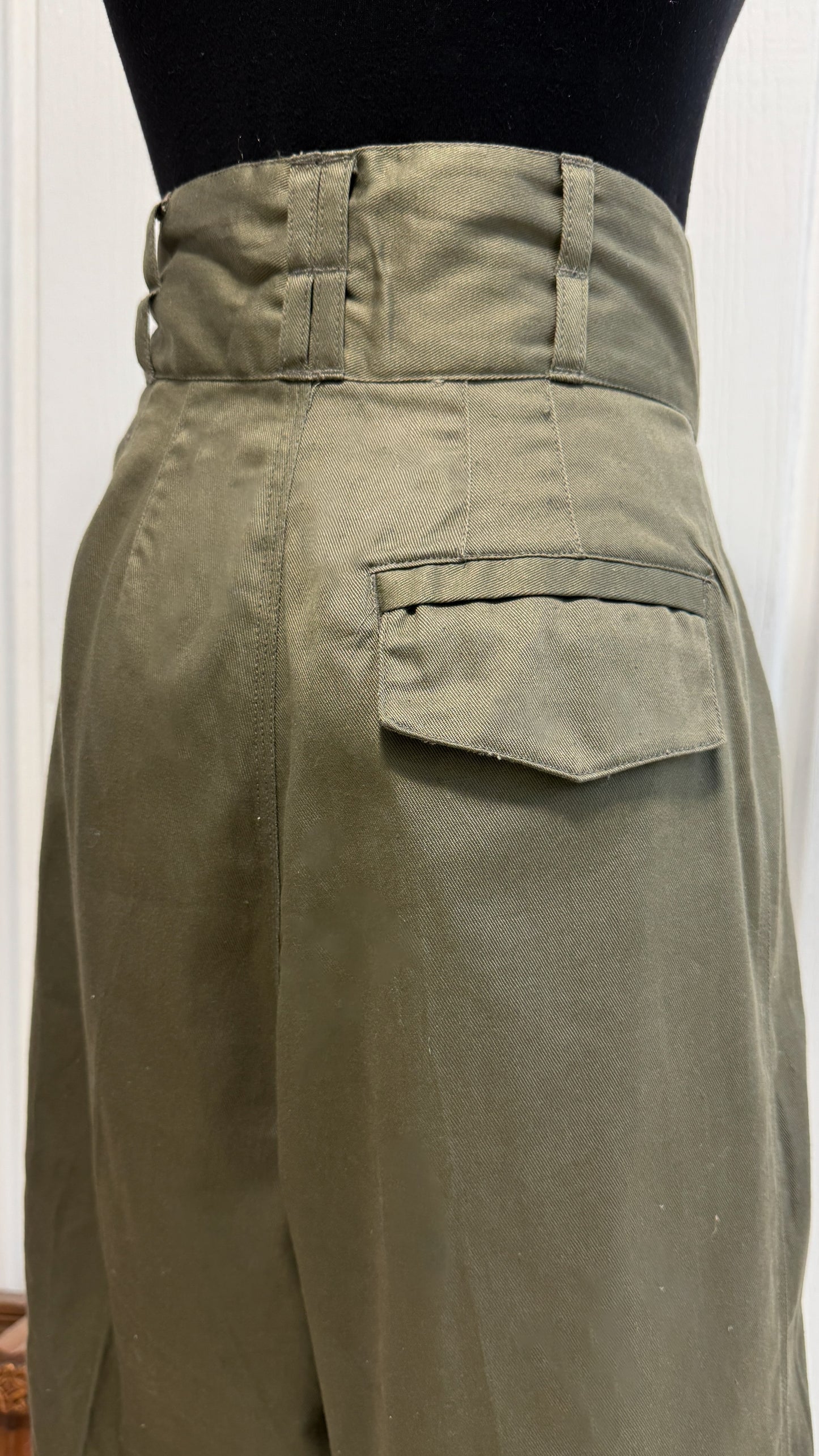 Bermuda vert kaki- small