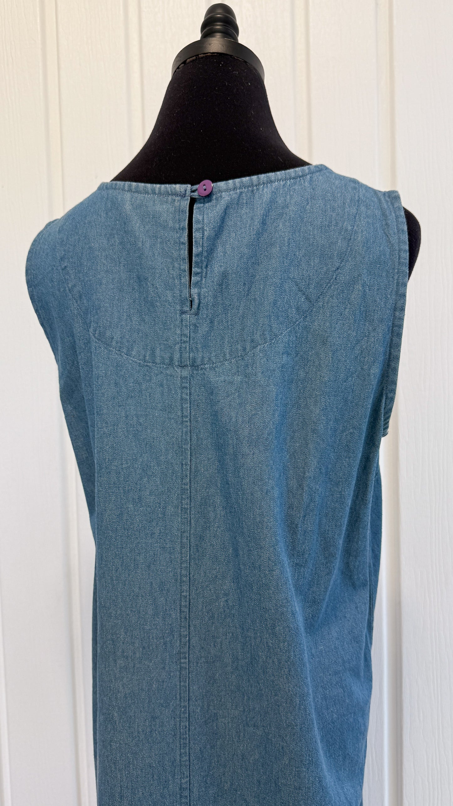 Robe en denim brodée- medium