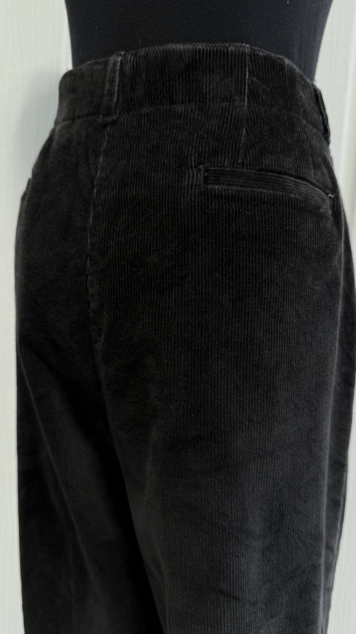 Pantalon corduroy noir droit- large