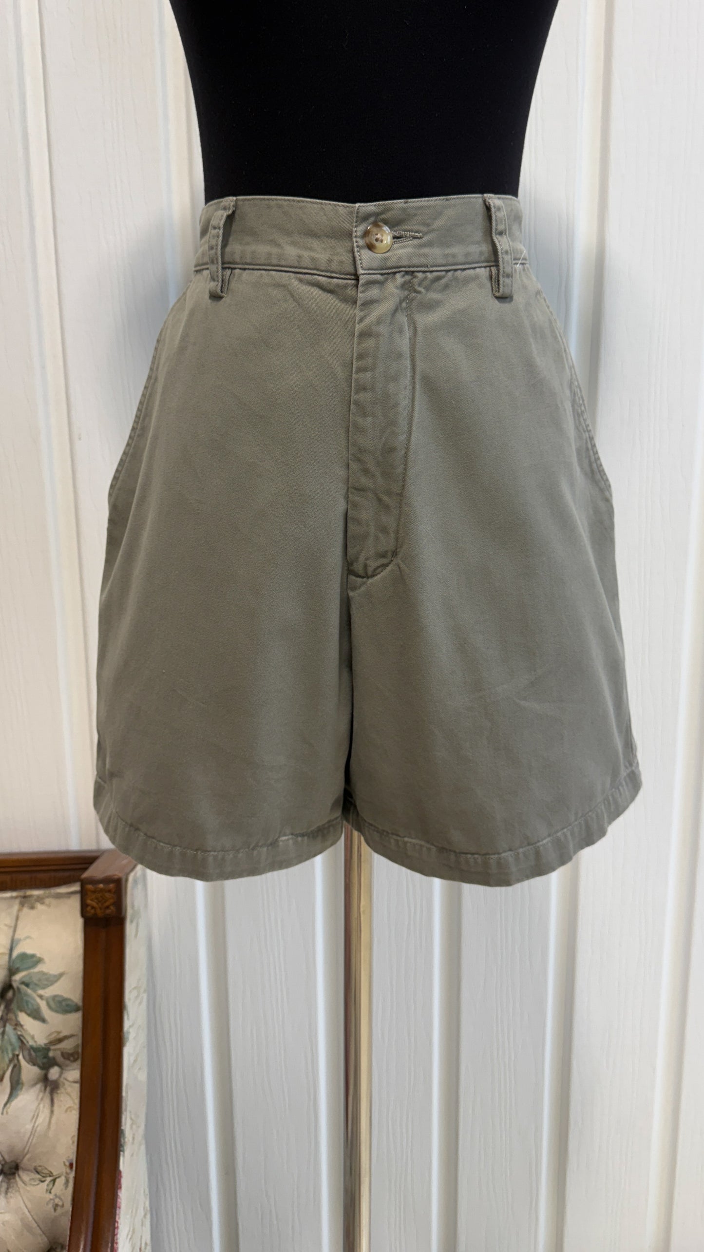 Shorts taupe Eddie Bauer- small