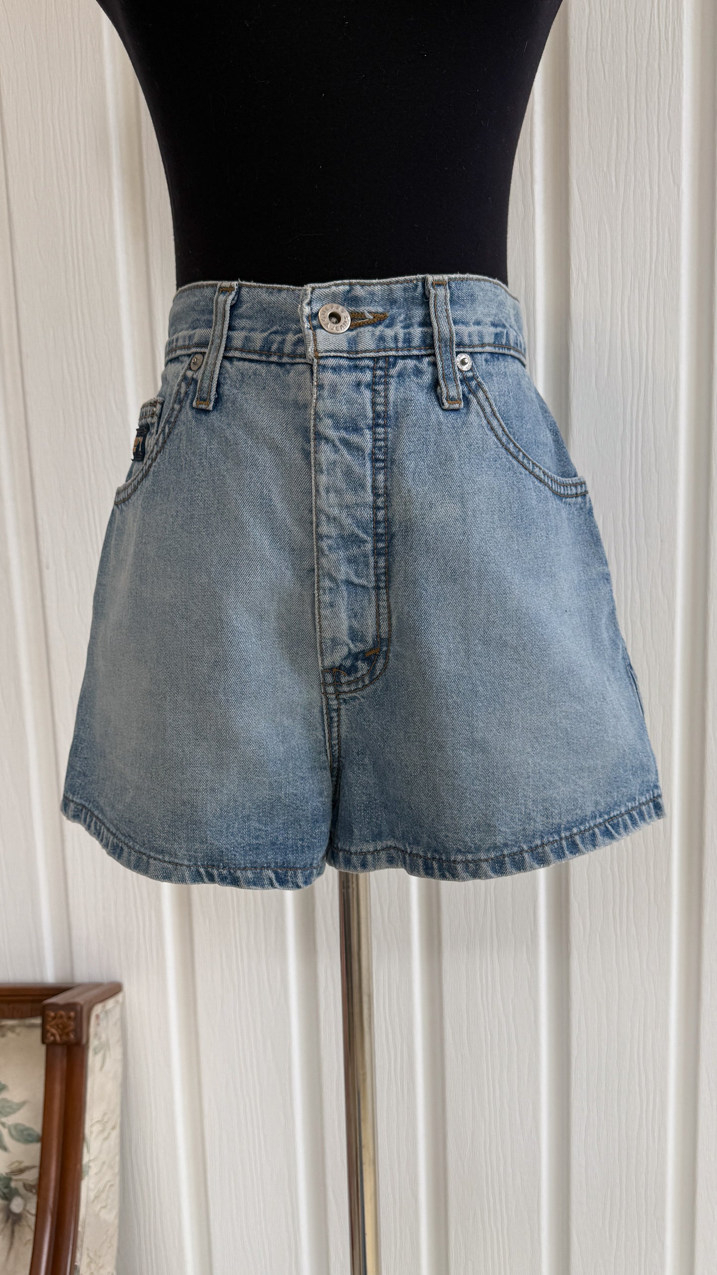 Guess denim shorts - medium