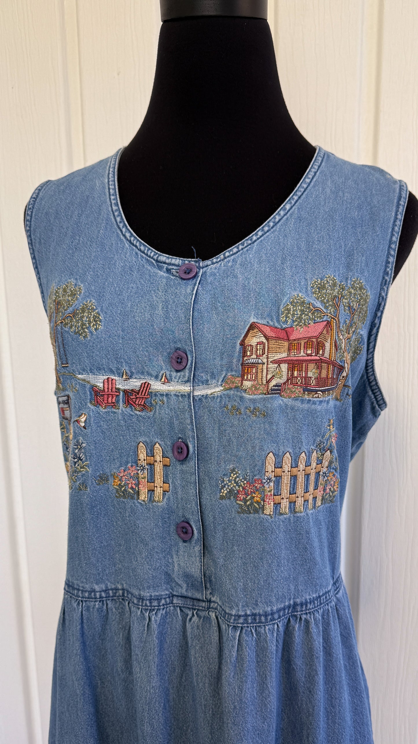 Robe en jeans brodée- large
