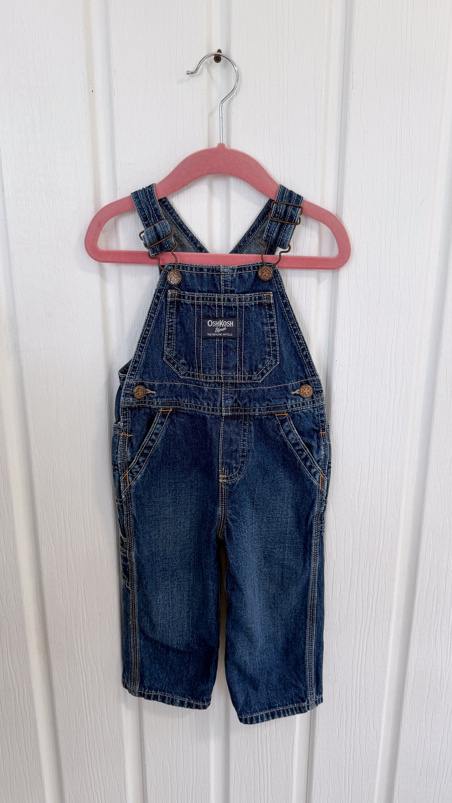 Enfants- salopette en jeans foncé Oshkosh- 18m et 24m