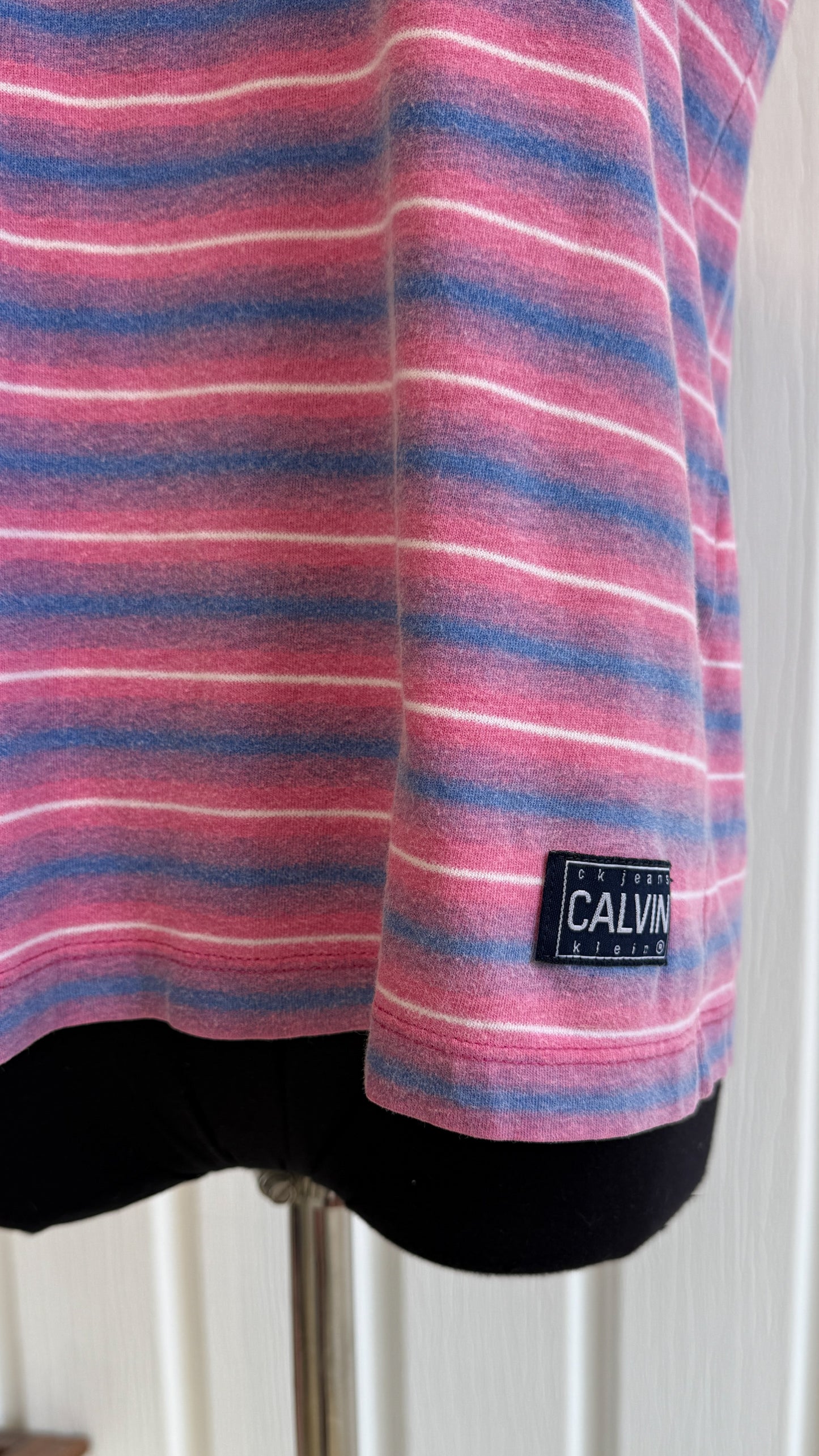 T-shirt rayé rose et bleu CK- medium