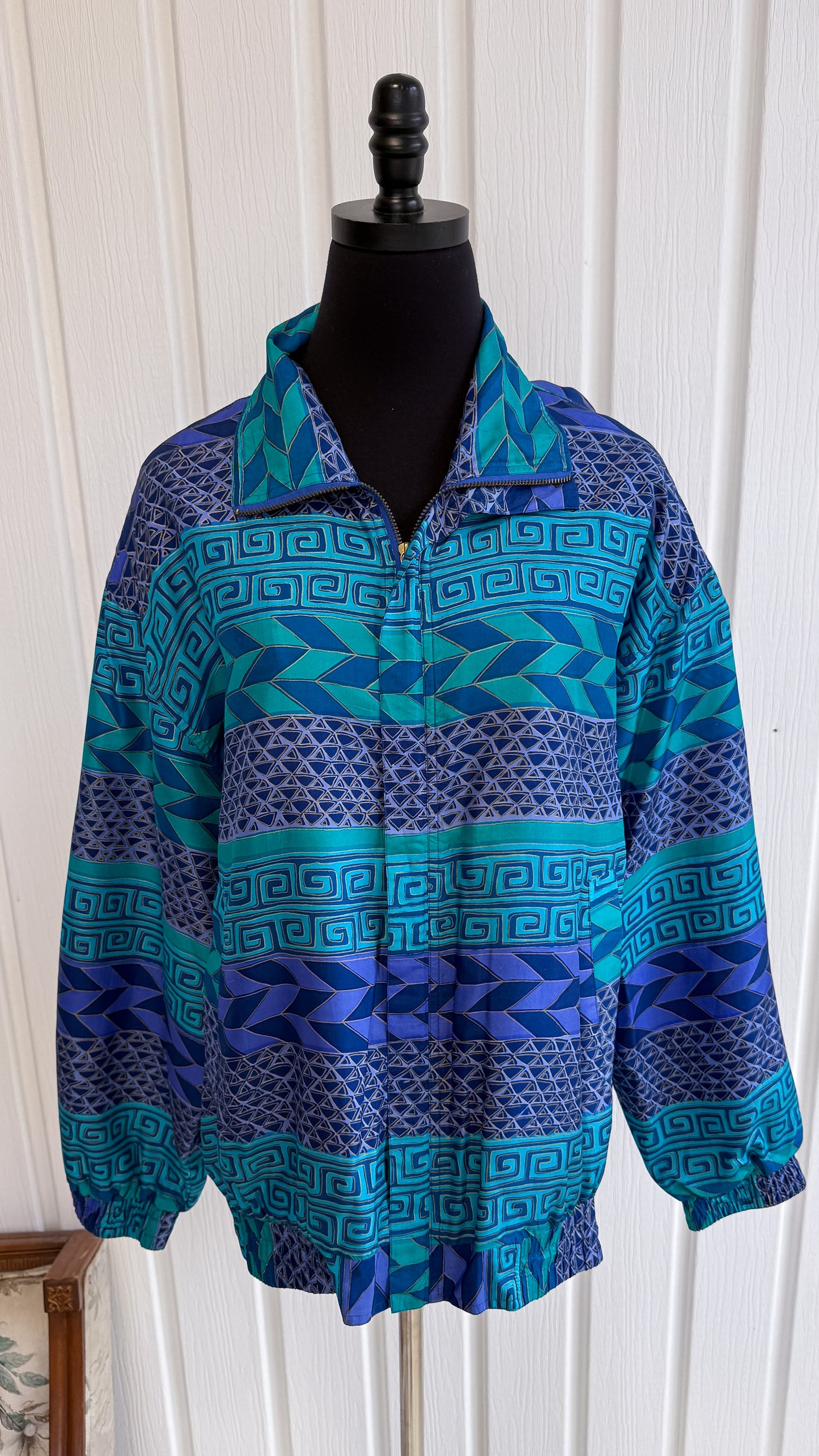 Manteau en soie bleu rayé- large