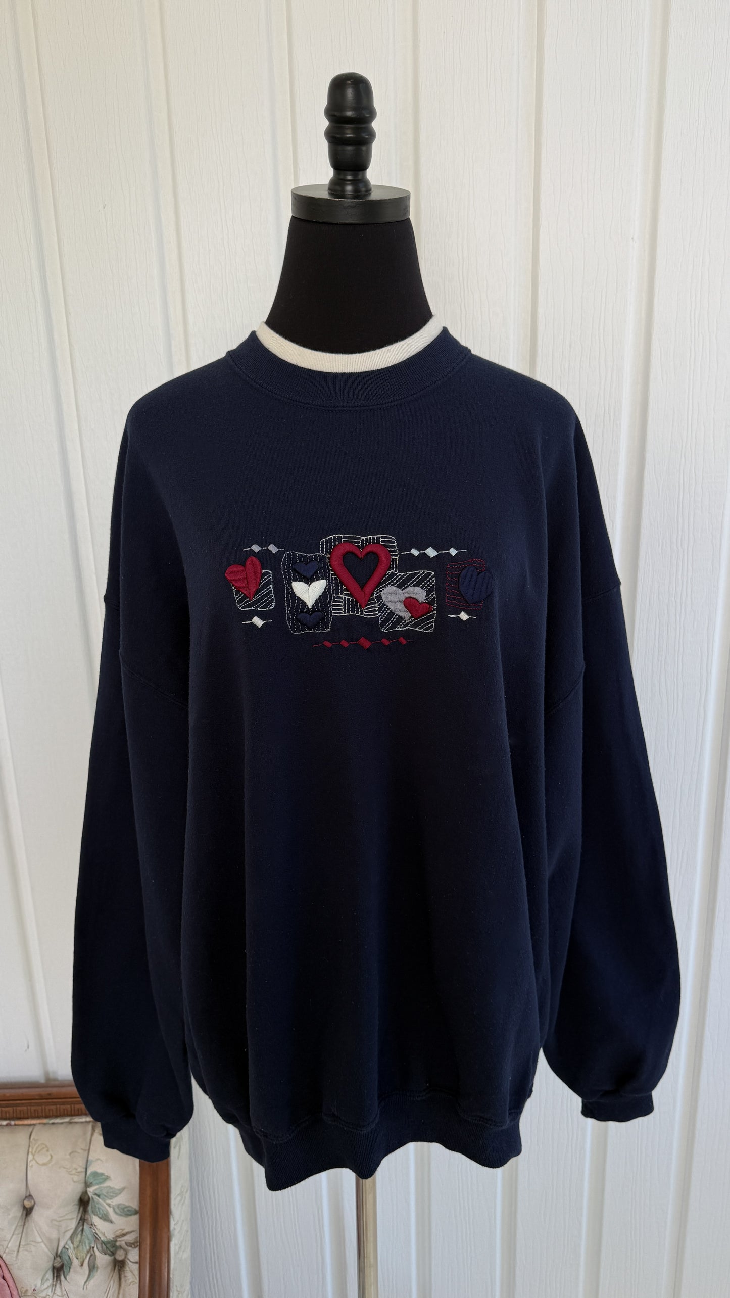 Chandail crewneck marine coeurs- taille plus