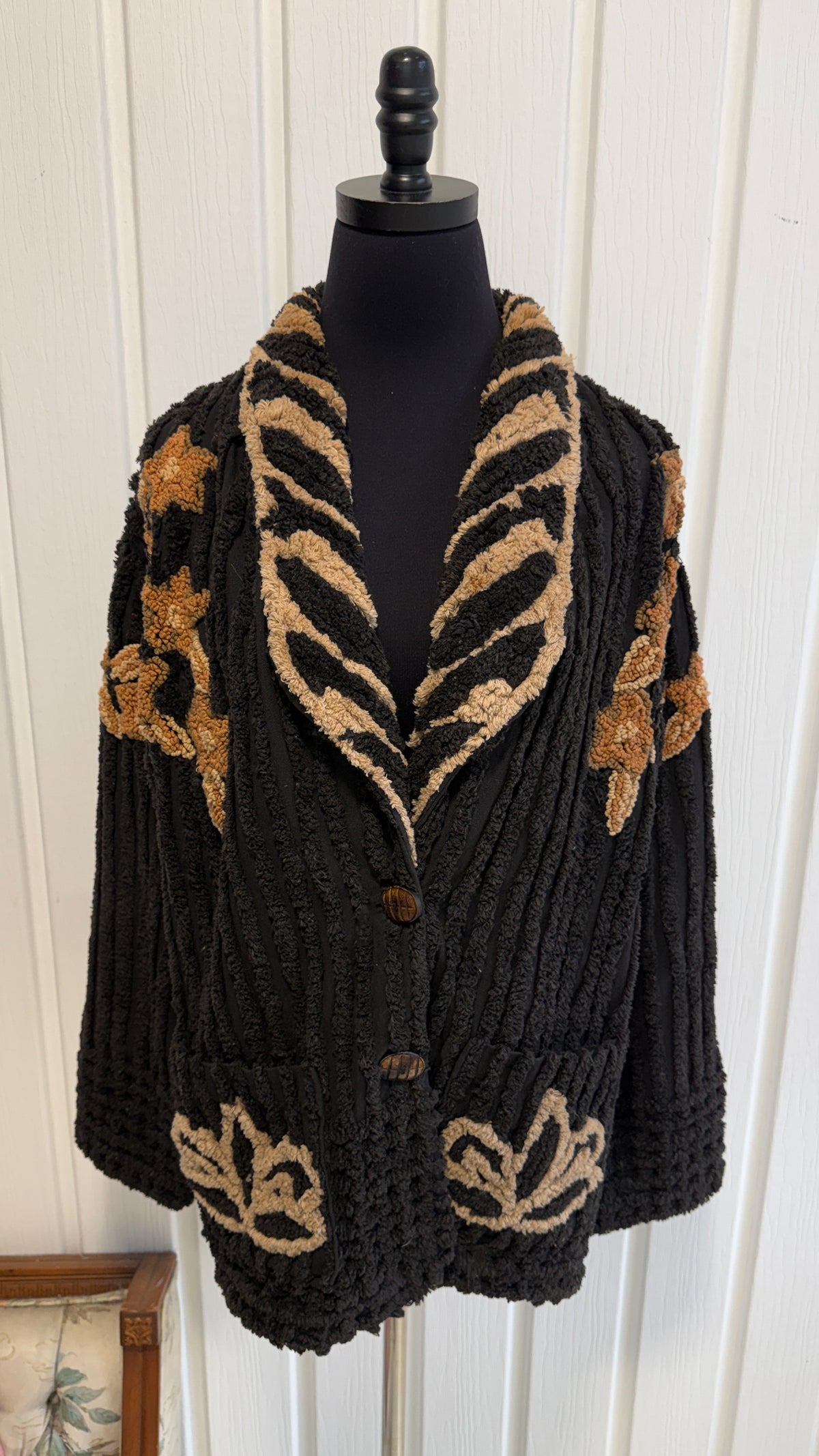 Veste/manteau en tricot fleuris- large