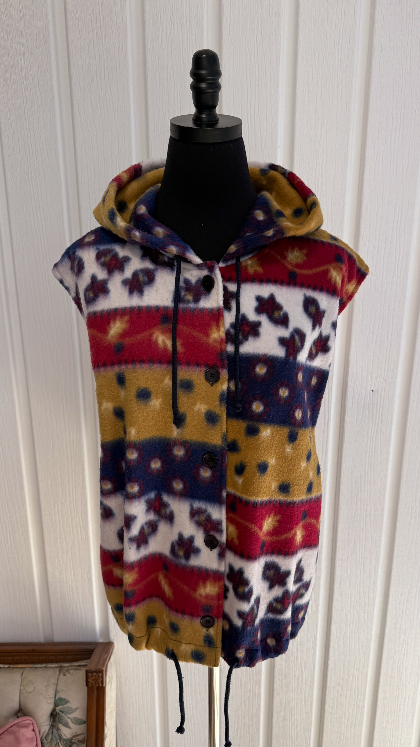 Veste sans manche en polar rayures fleuris- large