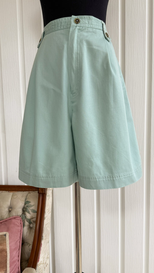 Mint green bermuda shorts - medium