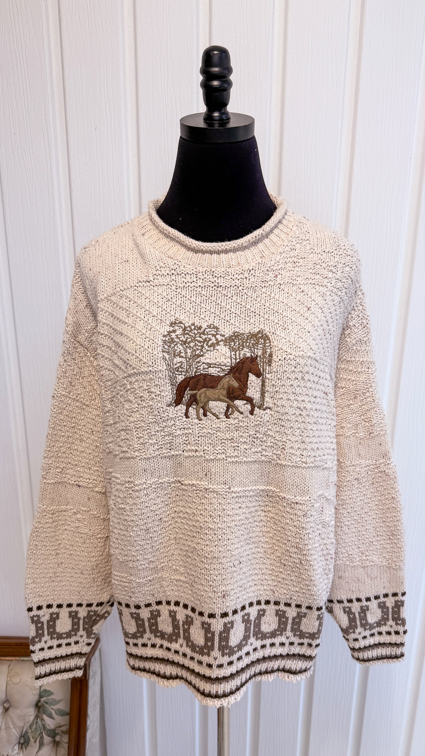 Chandail tricot beige chevaux- x-large