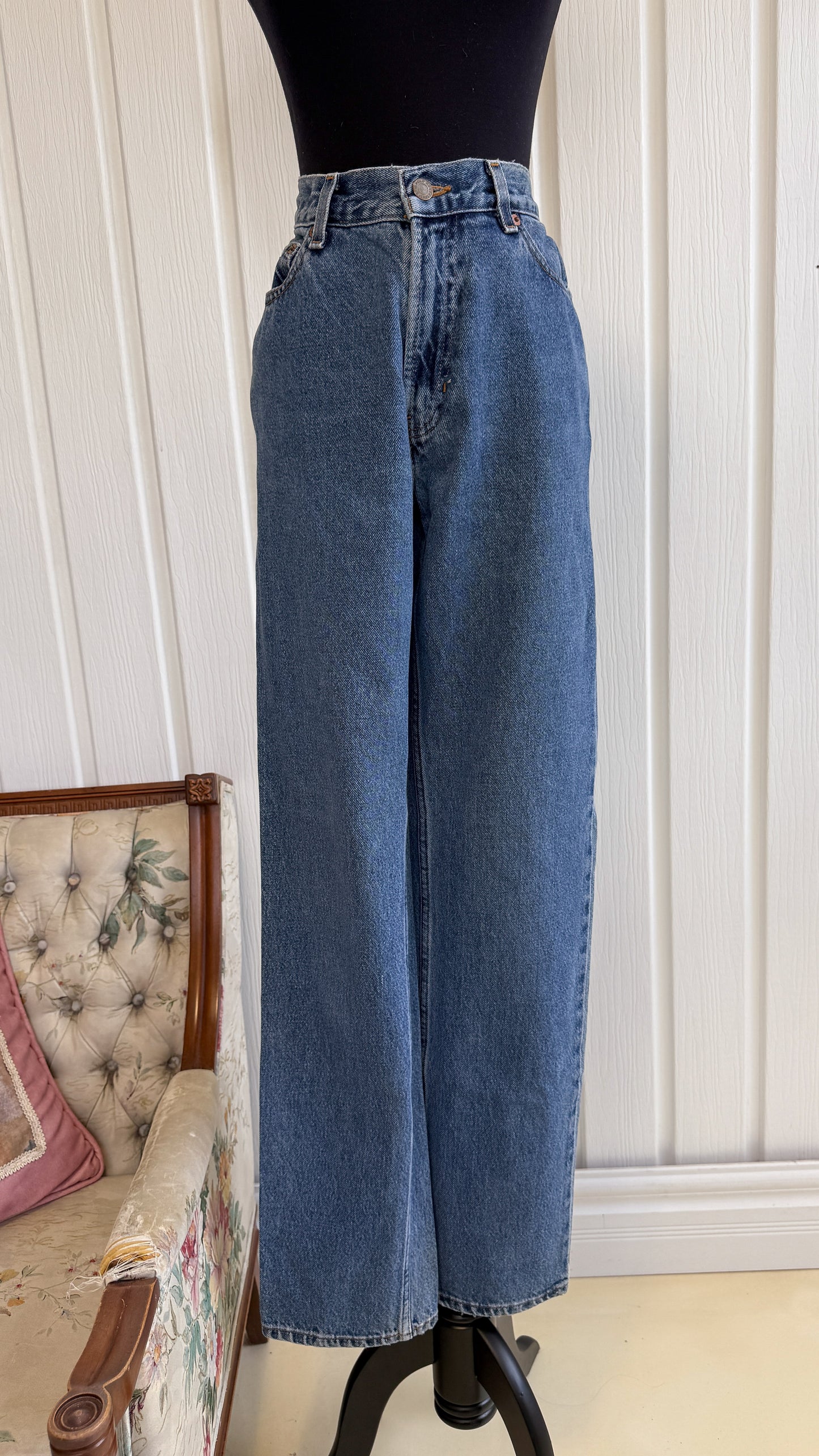 Old Navy Straight Jeans - medium