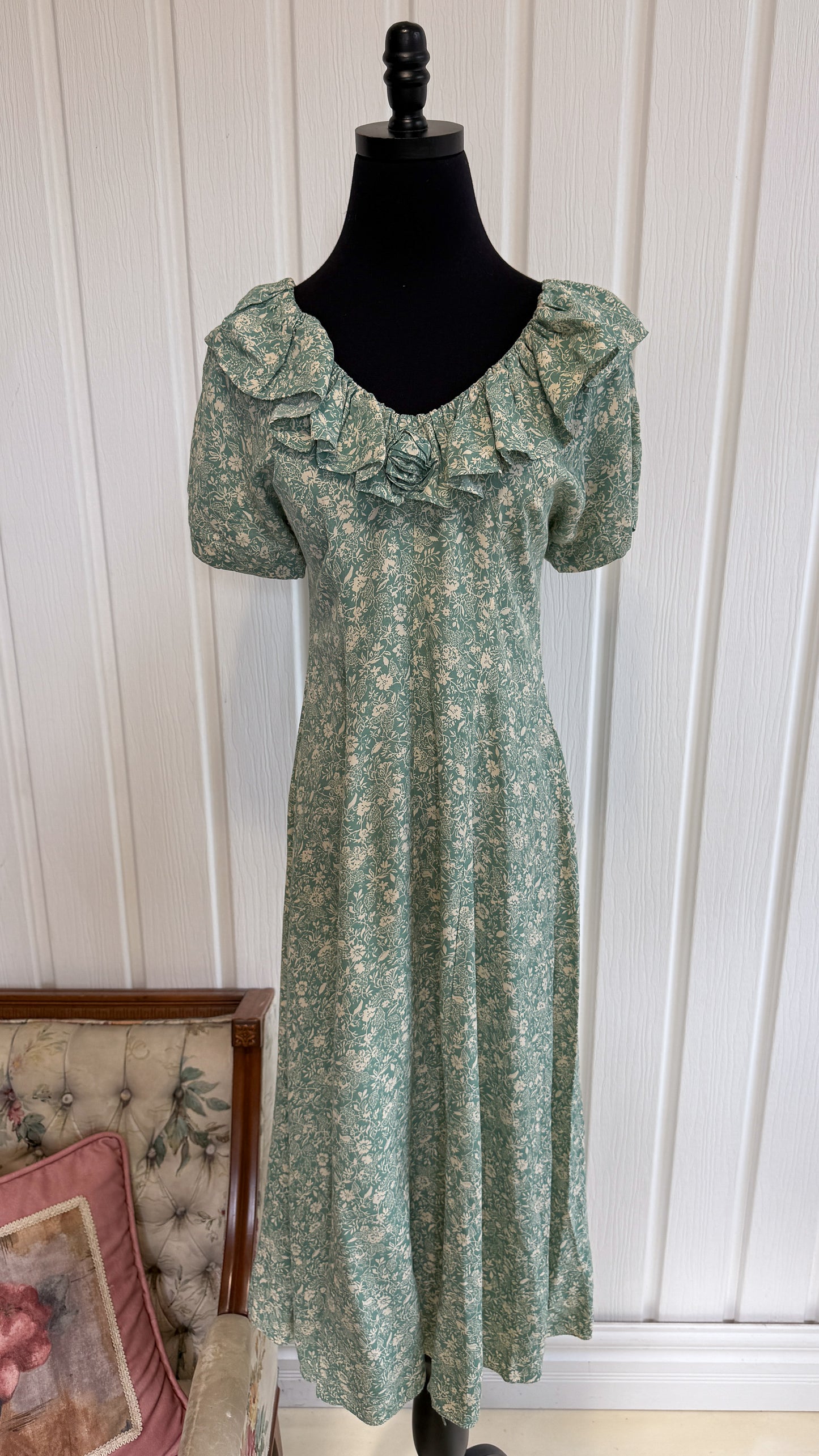 Robe verte memthe fleurie- small