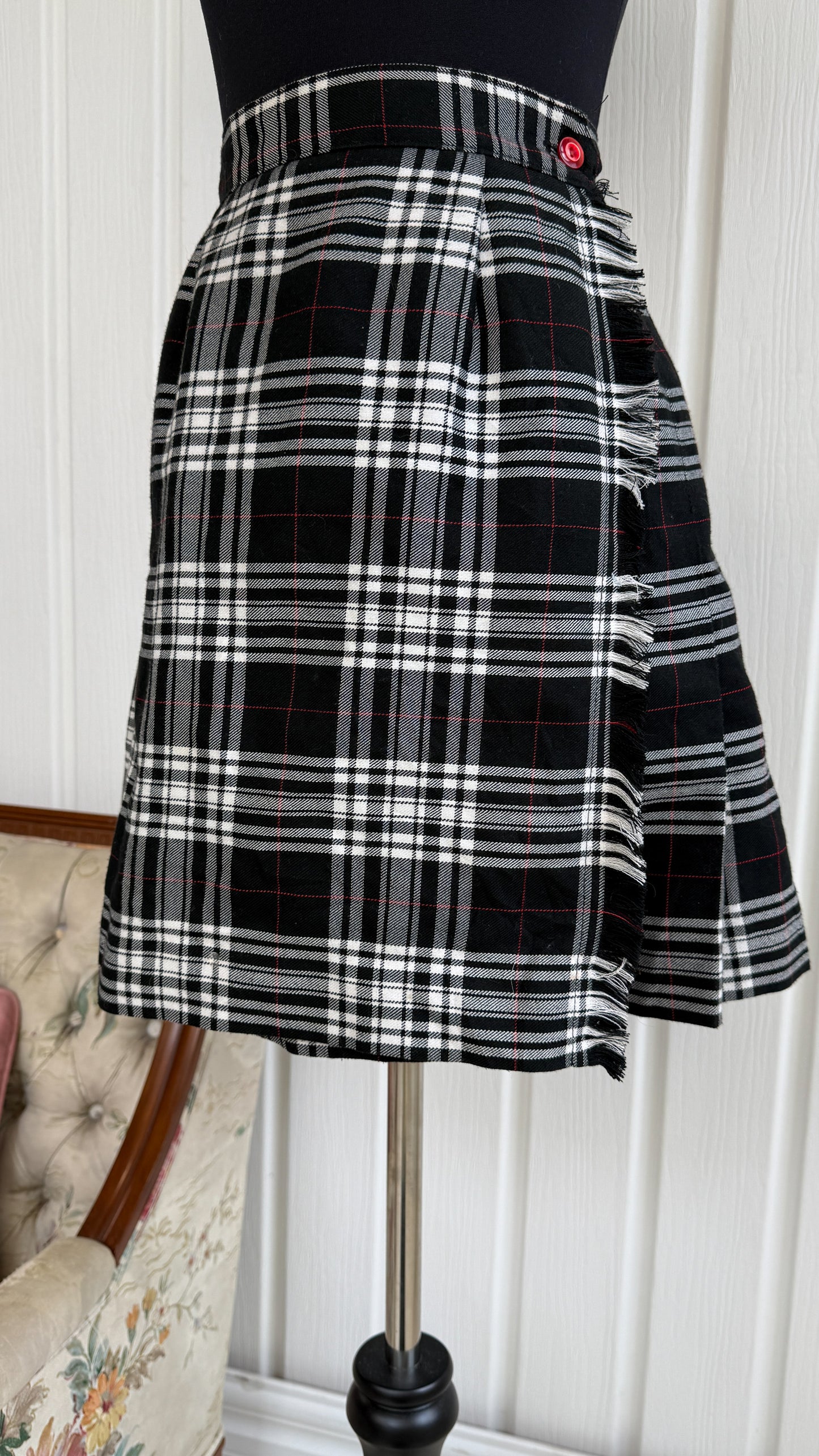 Plaid wrap skirt - small