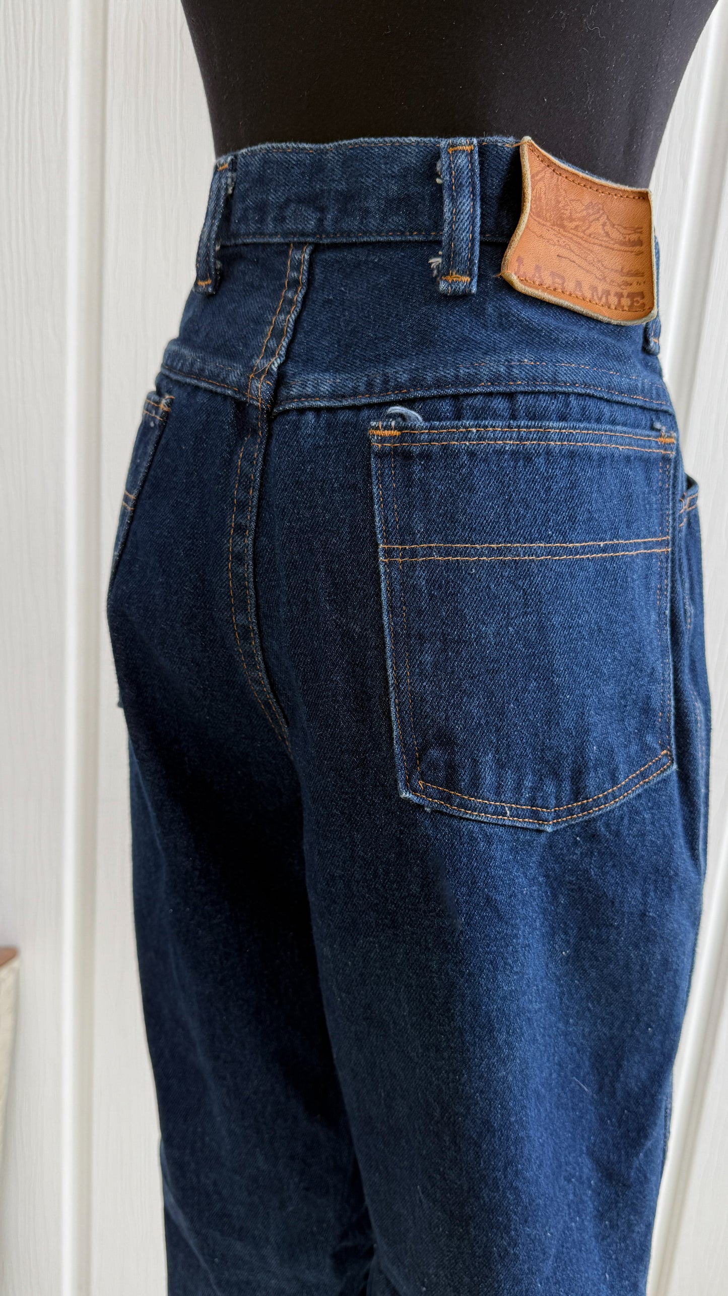 Jeans droit bleu foncé Laramie-
