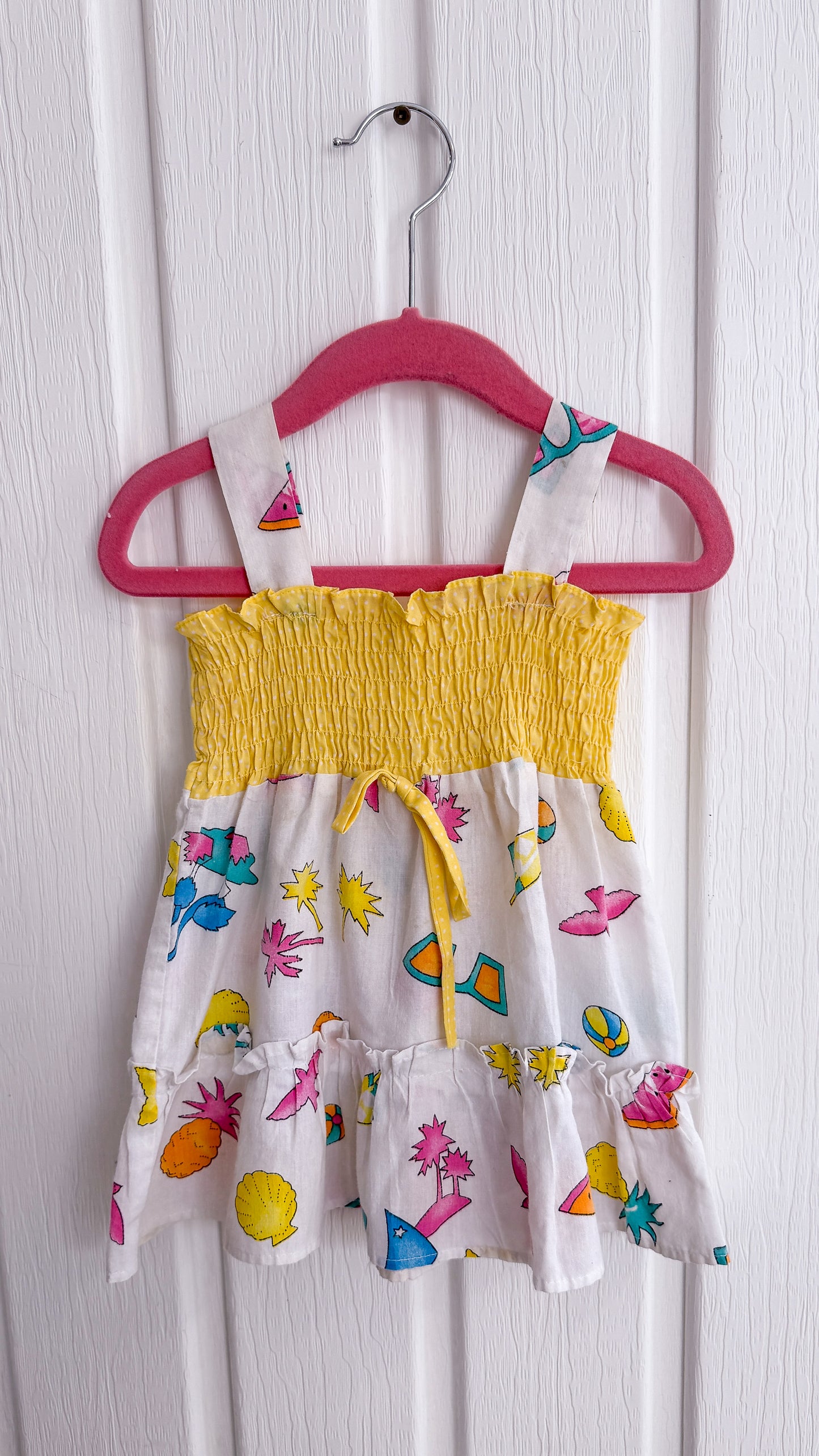 Enfants- Robe jaune et blanche à motifs plage- 2