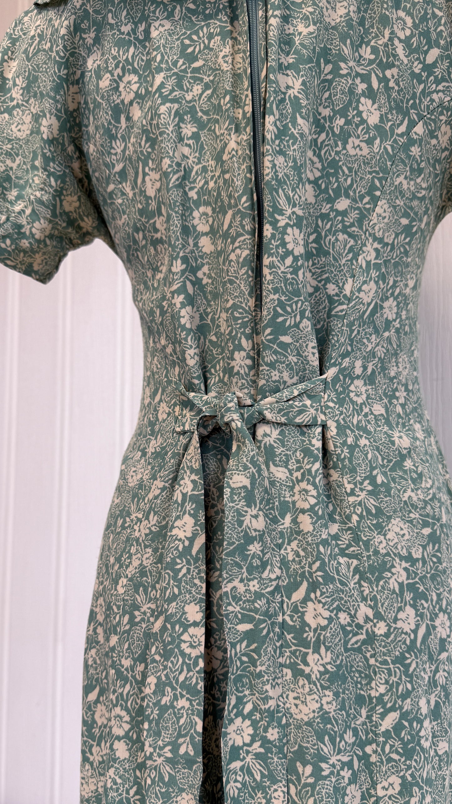 Robe verte memthe fleurie- small