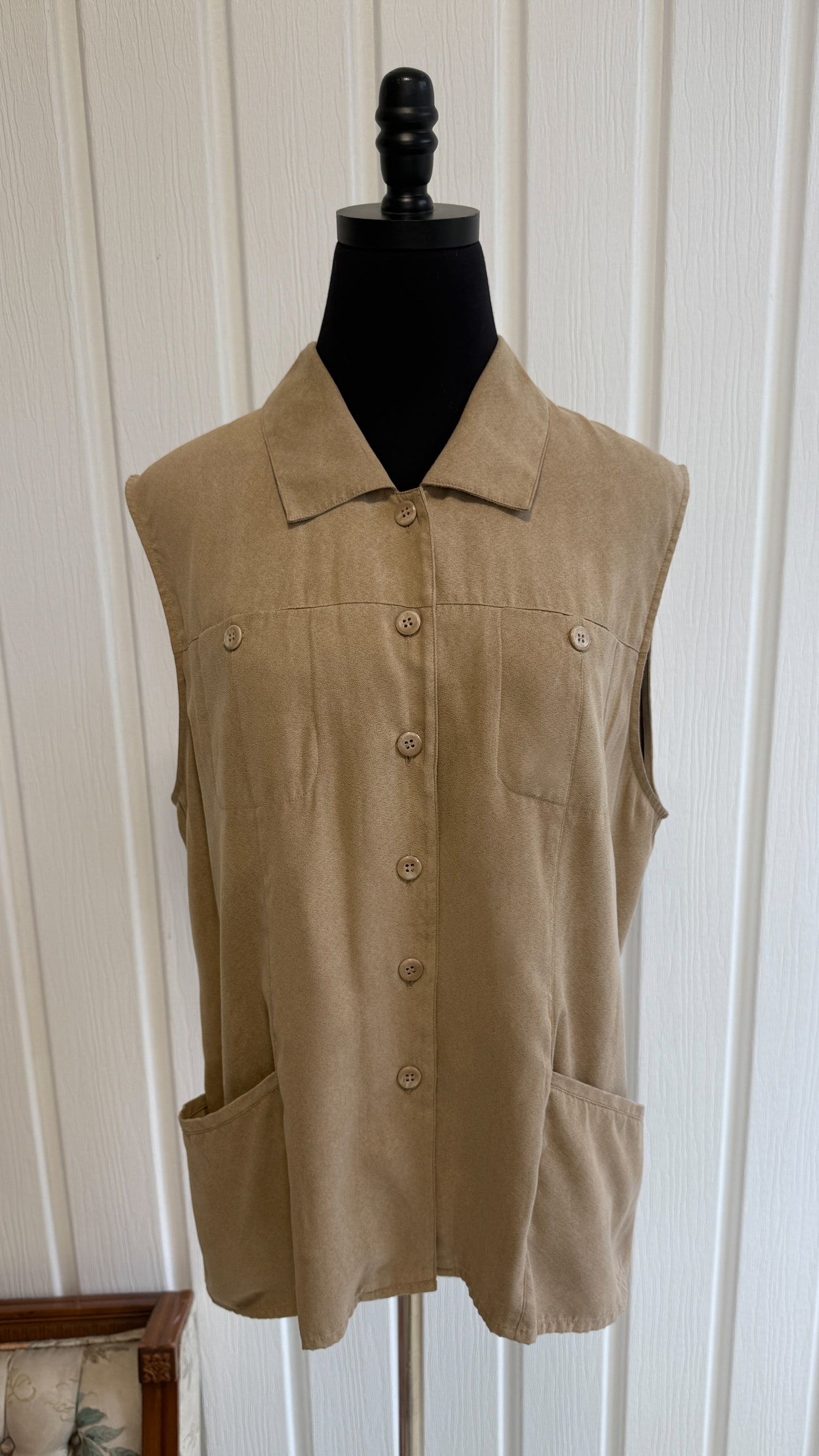 Beige faux suede vest - large