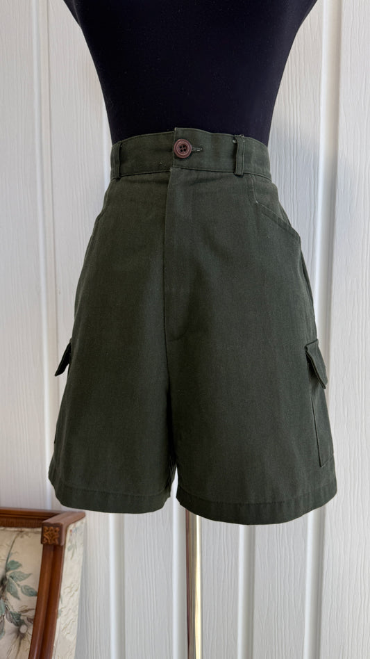 Nevada khaki green shorts - medium