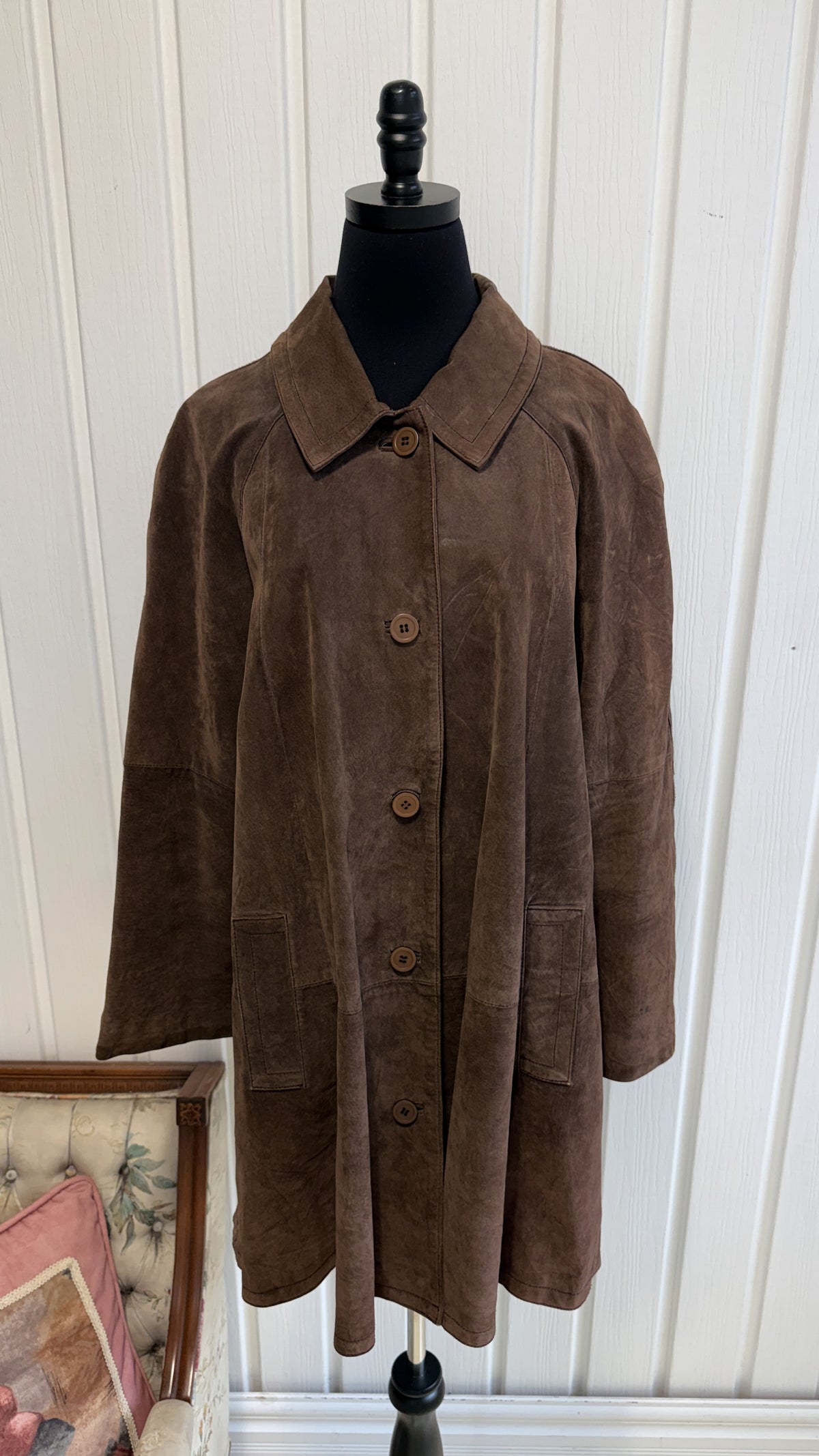 Manteau brun en suède long - large