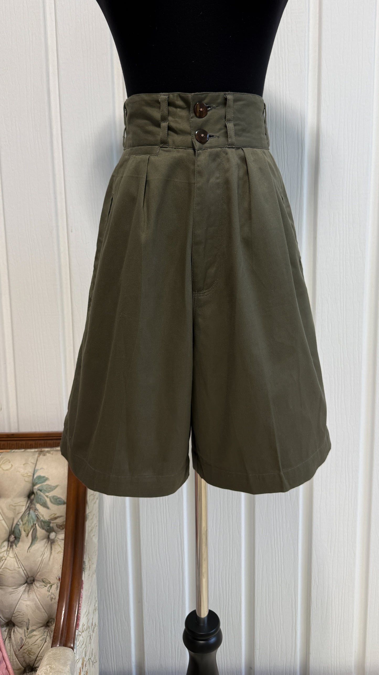Bermuda vert kaki- small