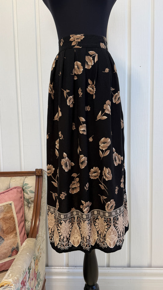 Jupe noire fleurie beige- medium