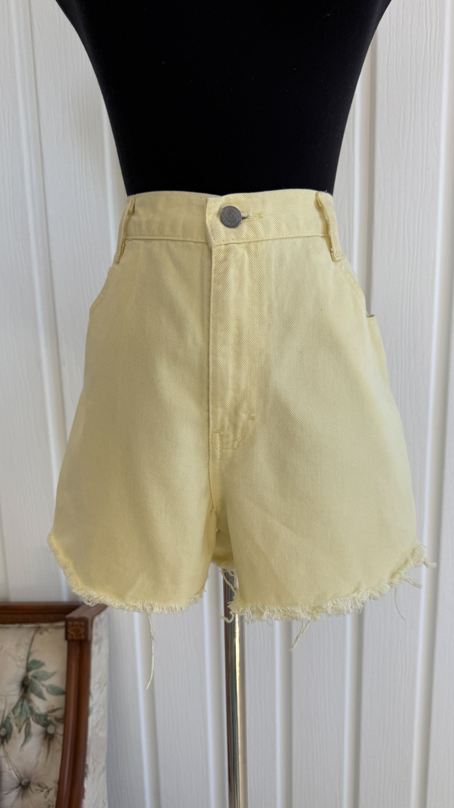 Shorts en jeans jaune Gitano- medium