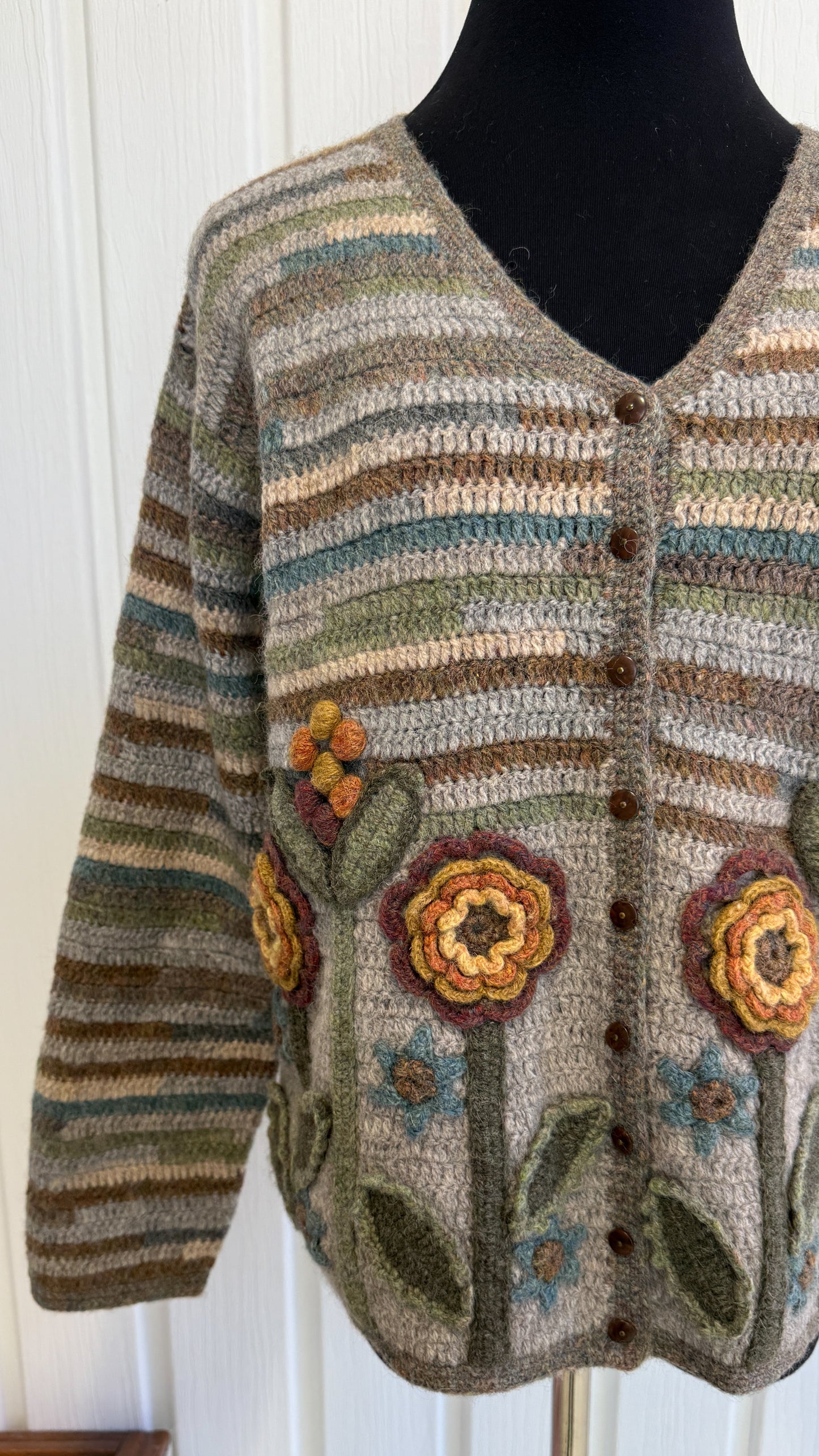 Cardigan en lainage rayé fleuris- small