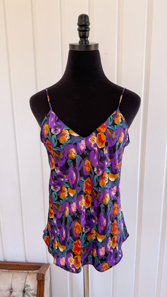 Haut en satin fleuris mauve- medium