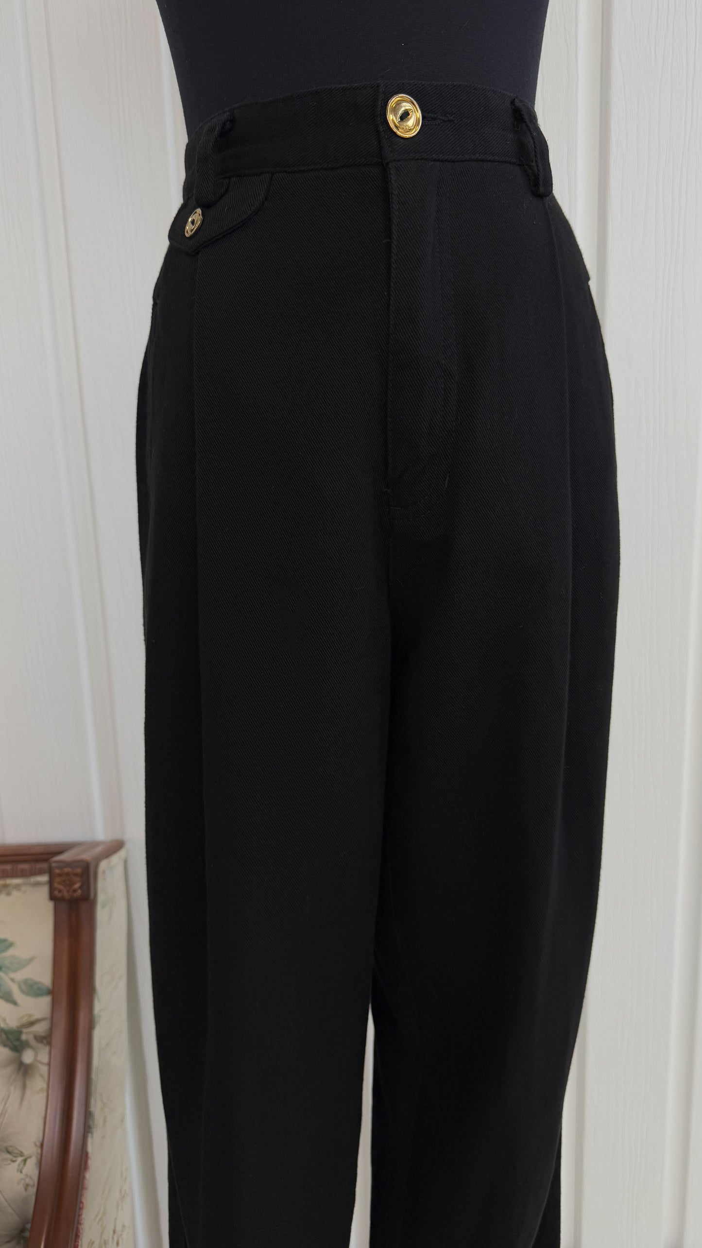 Pantalons noir à plis- small