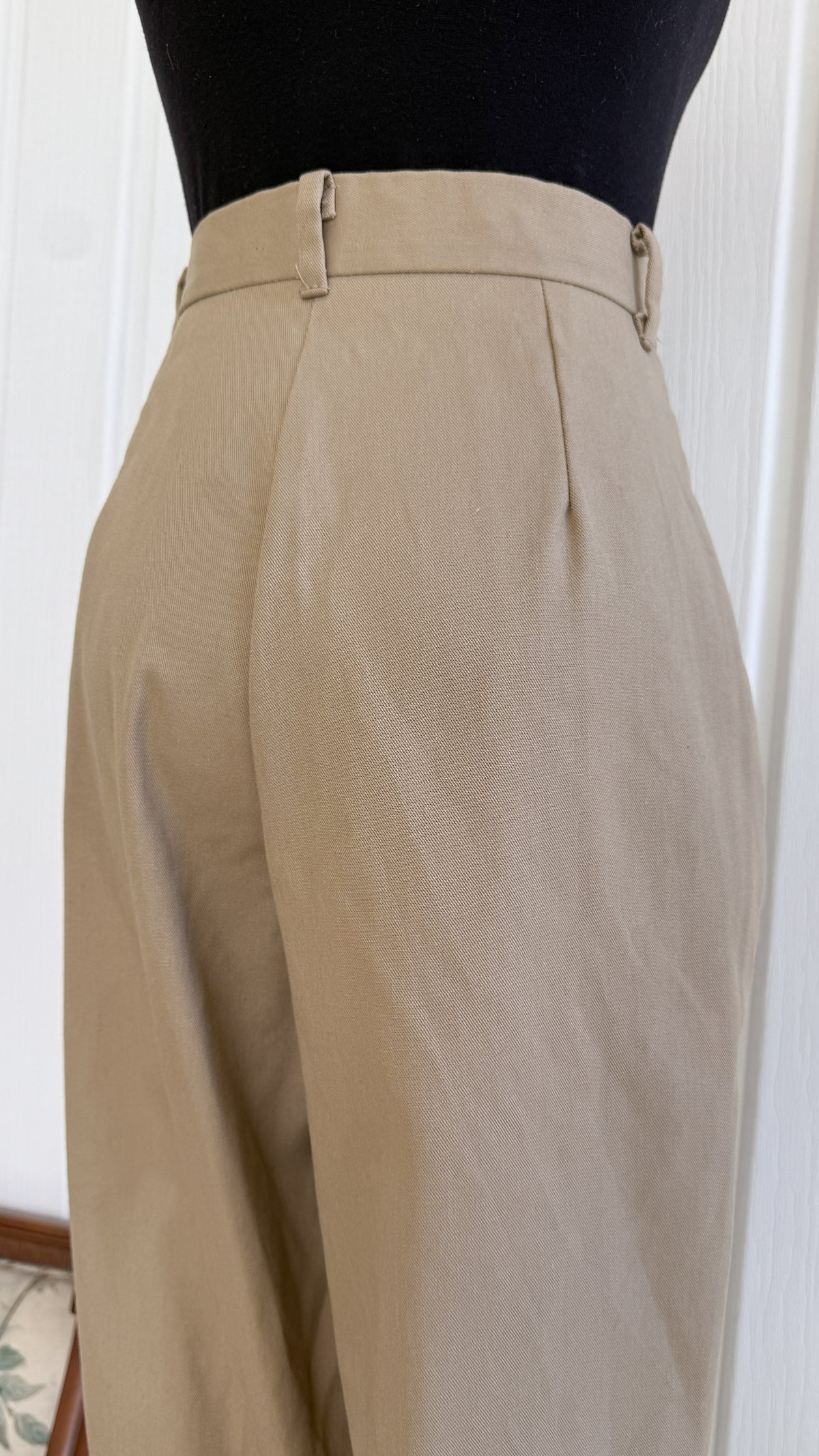 Pantalons/trouser beige droit- small