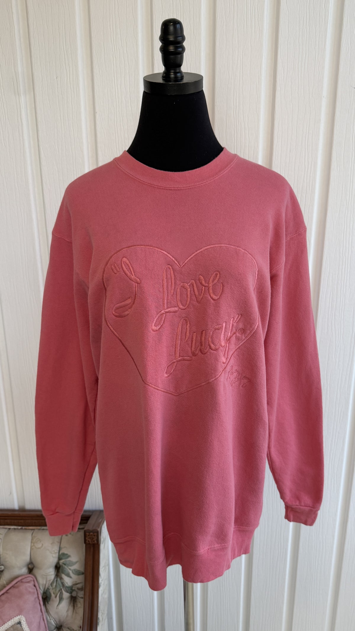 Chandail crewneck rose I love Lucy- small