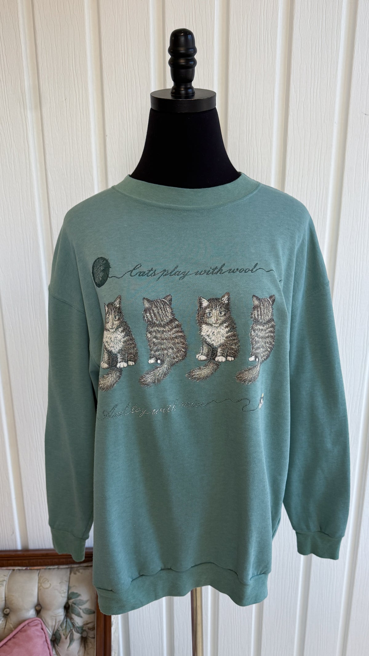 Chandail crewneck vert menthe chatons- medium