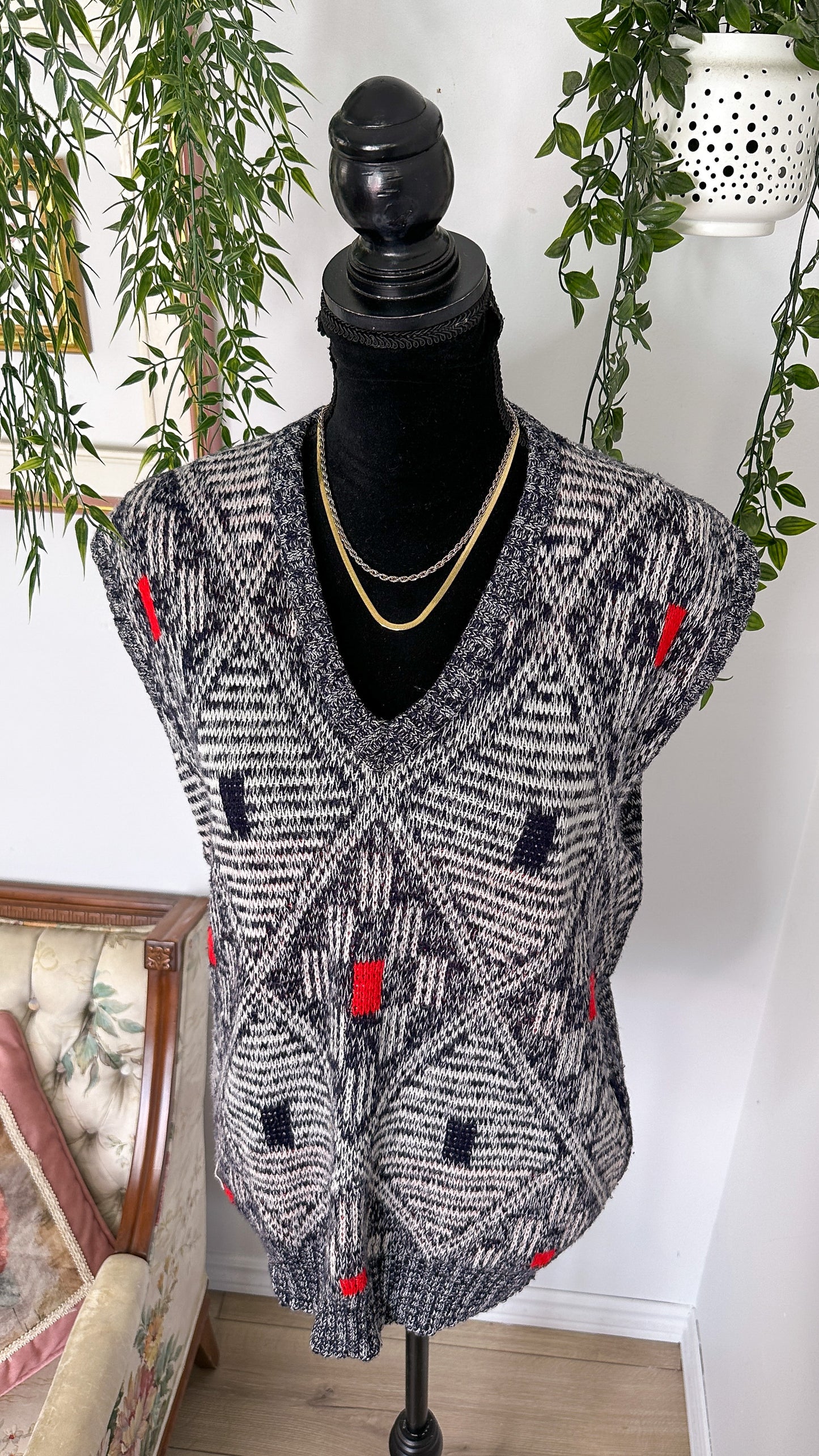 Black and white diamond knit cardigan - large