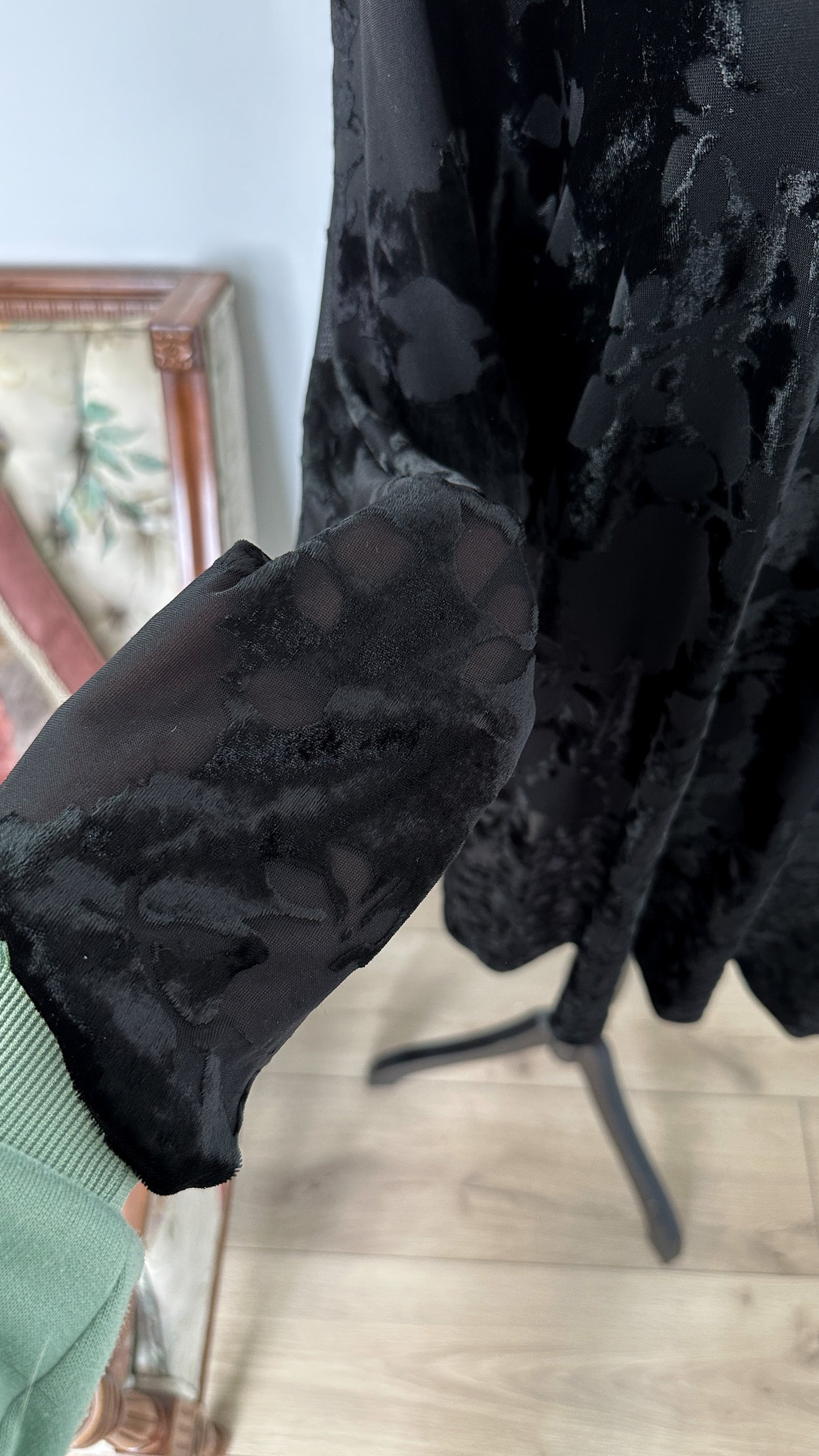 Velvet oversized sweater/dress - large