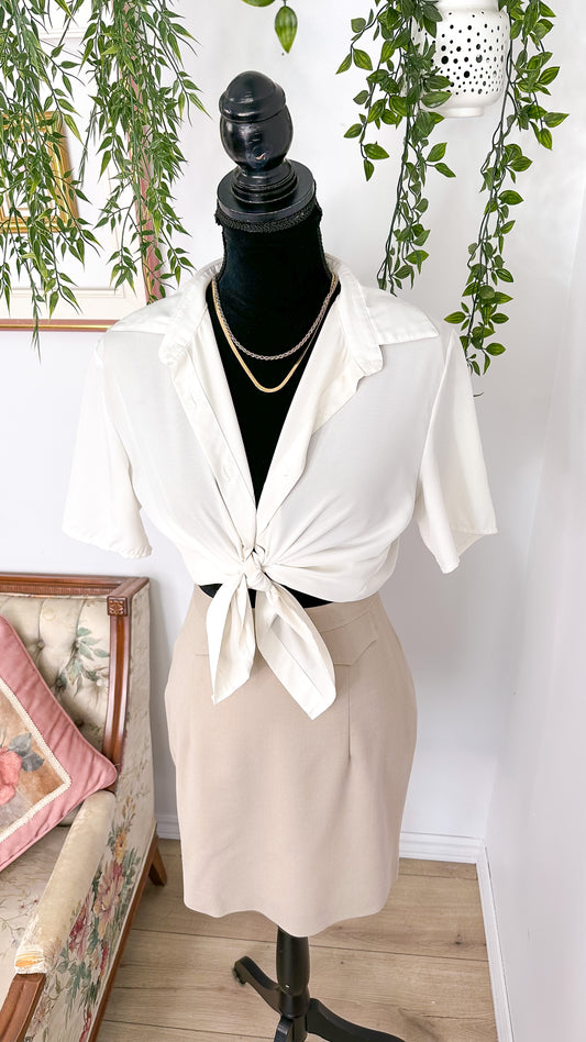 Short beige skirt - small