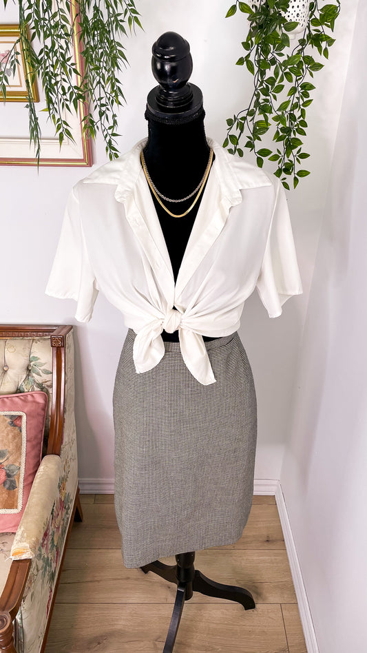 Black and white plaid skirt - small